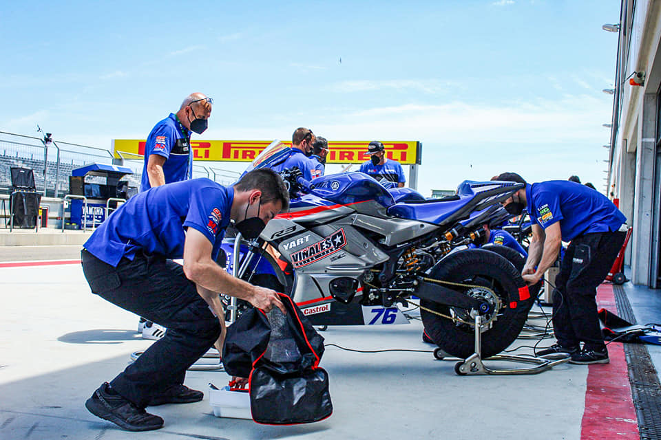 Le SBK, l’équipe de Vinales et Yamaha se séparent après quatre courses
