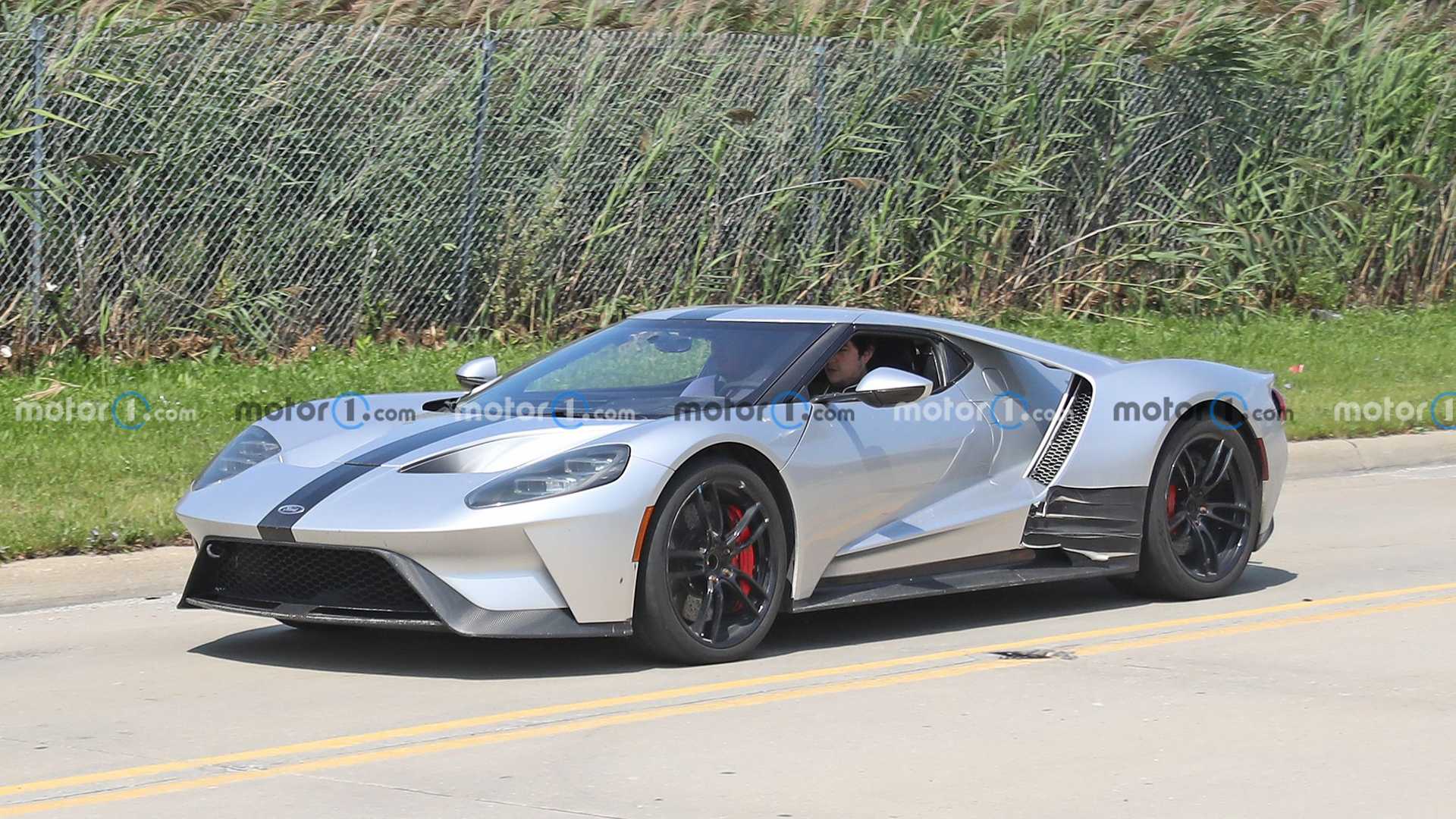 Ford GT, photos espion du dernier V8