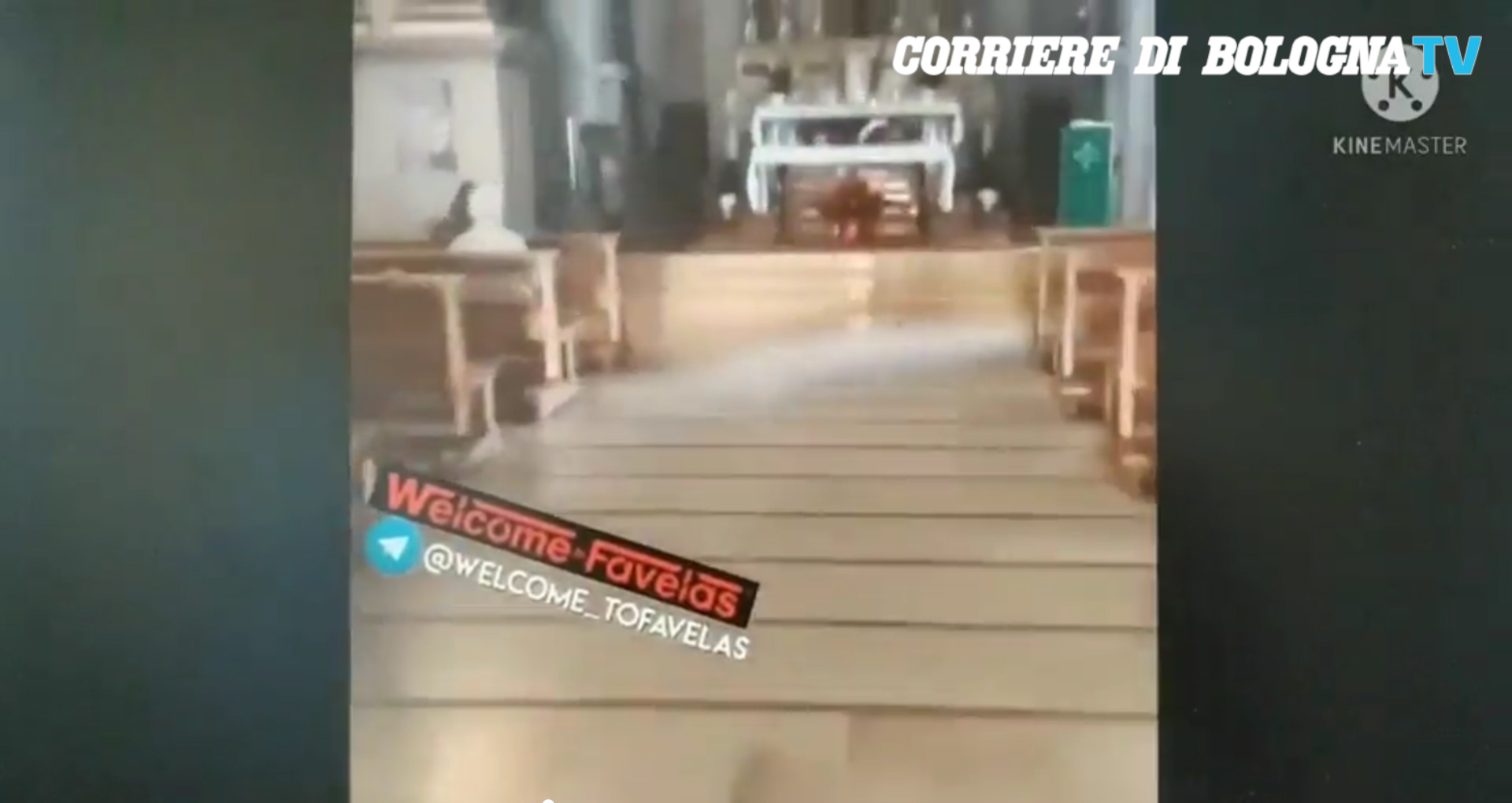 VIDÉO – Entrer dans l’église avec le scooter et frotter pendant la messe