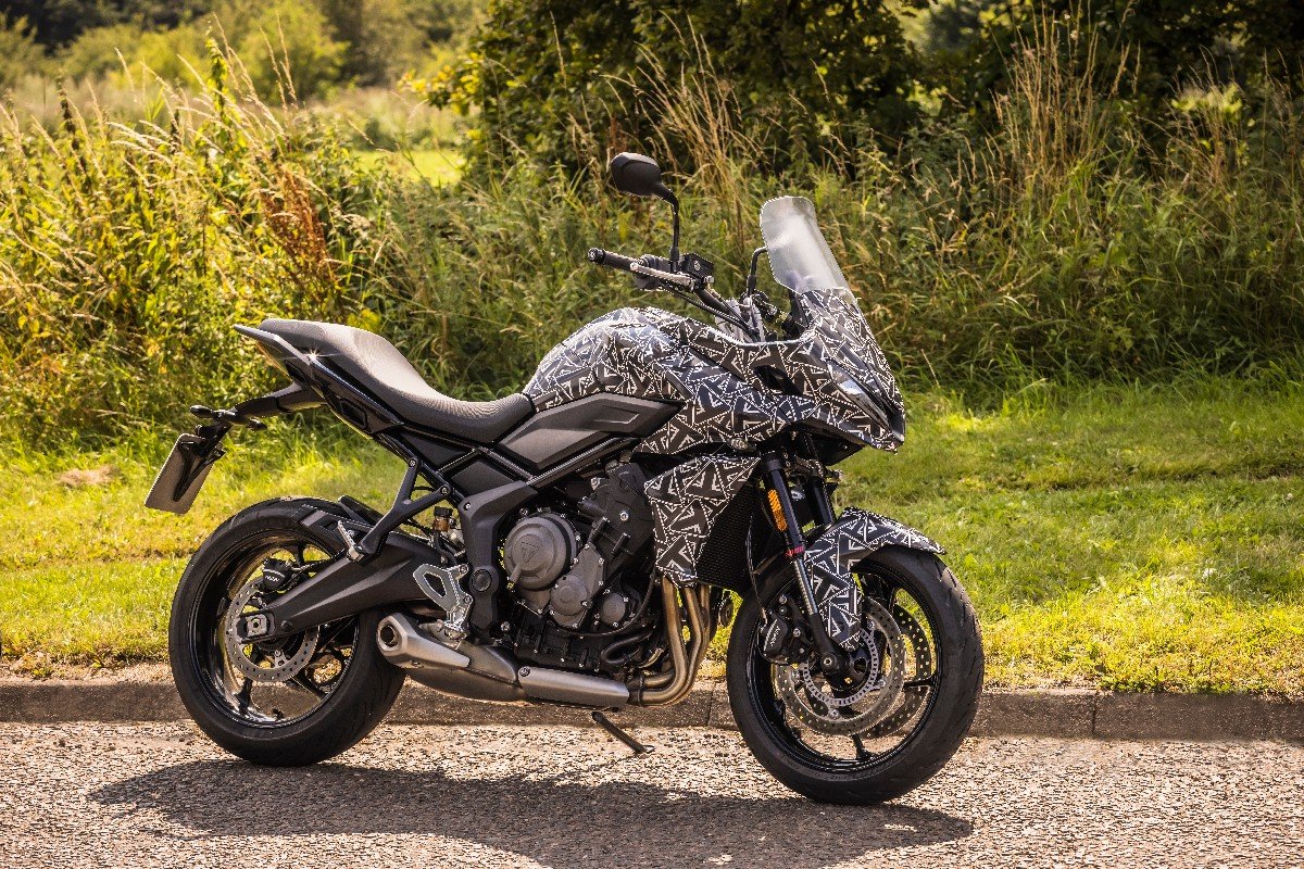 Triumph Tiger Sport 660, le crossover trois cylindres d’entrée de gamme arrive