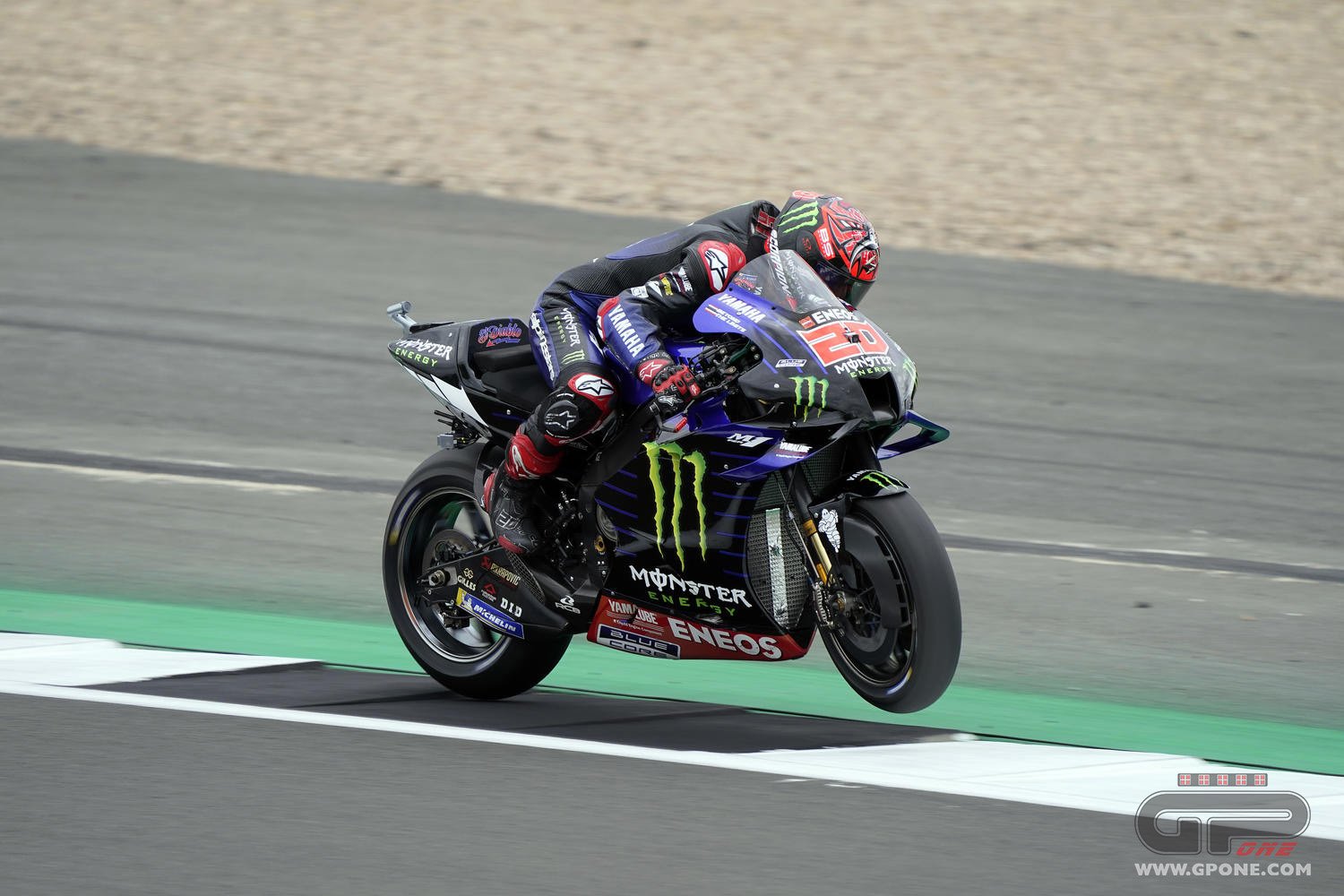 MotoGP, Quartararo gagne en solo à Silverstone, podium Aprilia avec Espargarò