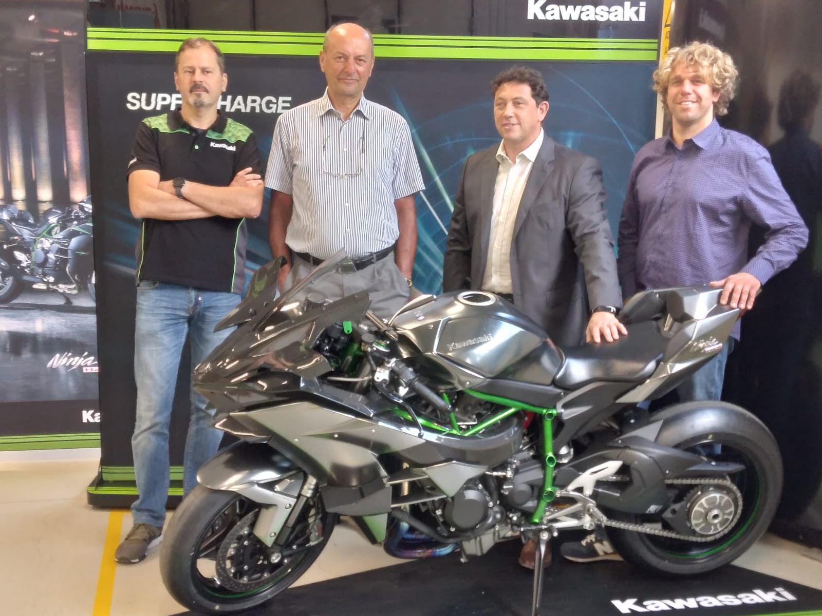 Black Flag Motorsport et Kawasaki ensemble dans la CIV SBK 2022