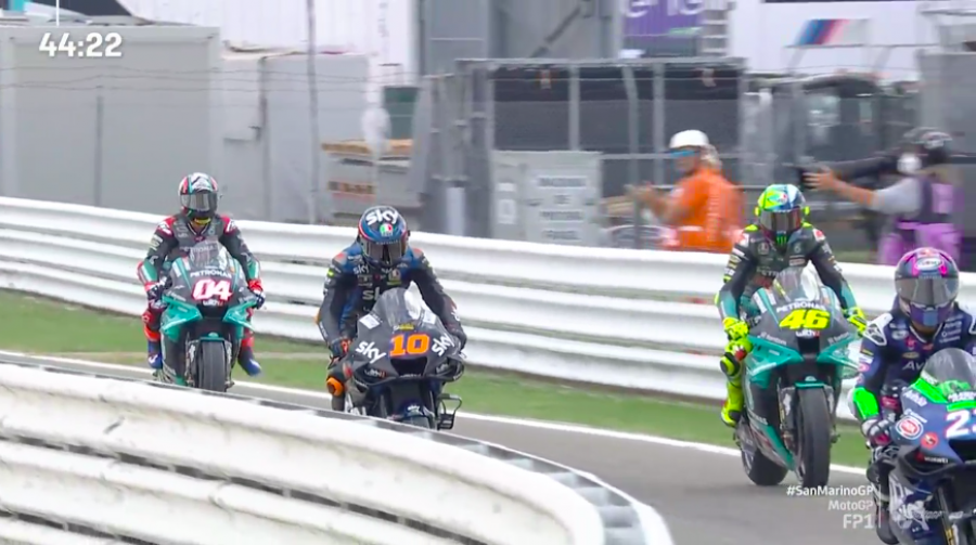 MotoGP: Vinales fa il Top Gun con l'Aprilia: 1° nella FP1 a Misano, Dovizioso ultimo