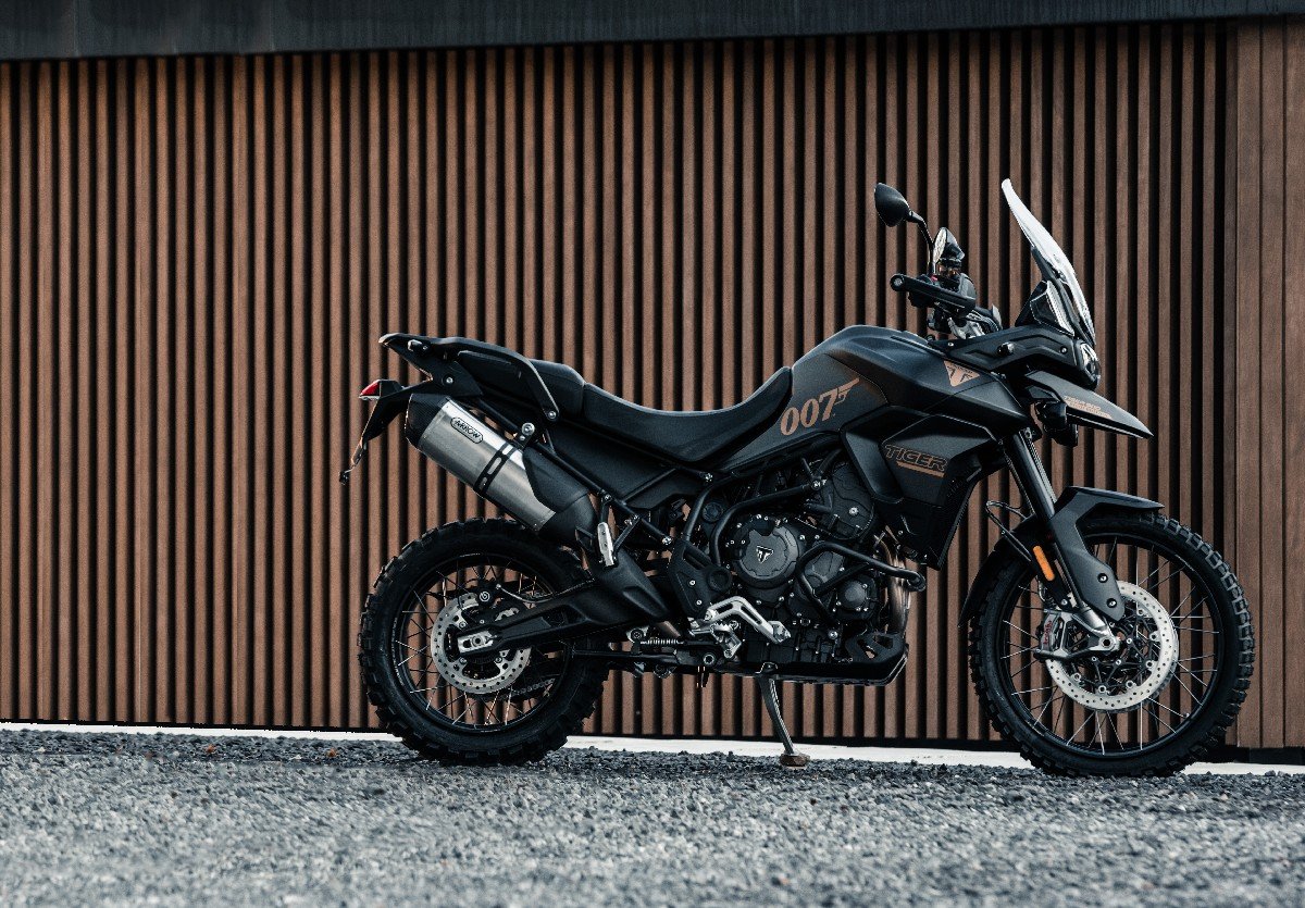 Triumph Tiger 900 Bond Edition, la moto 007 qui ne meurt jamais