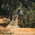 Triumph Tiger 1200 : avec Carmichael il est aussi fort en cross track !