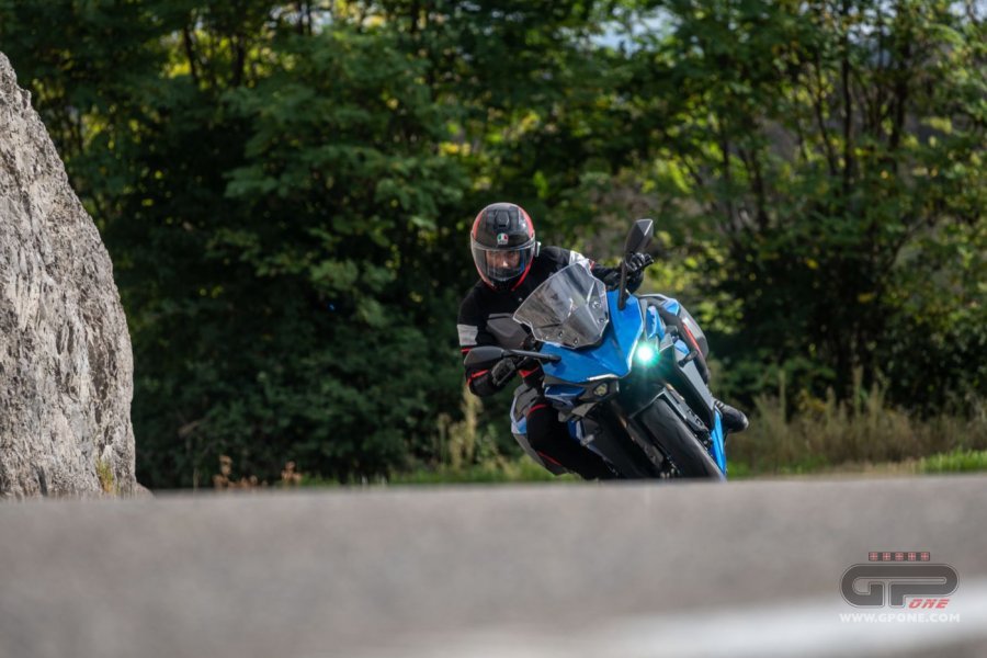 Moto - Test: Prova video Suzuki GSX-S1000GT 2021 – l’anti Kawasaki Ninja 1000 SX
