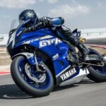 La Yamaha R7 commence à courir : une SuperFinale dans une manche SBK