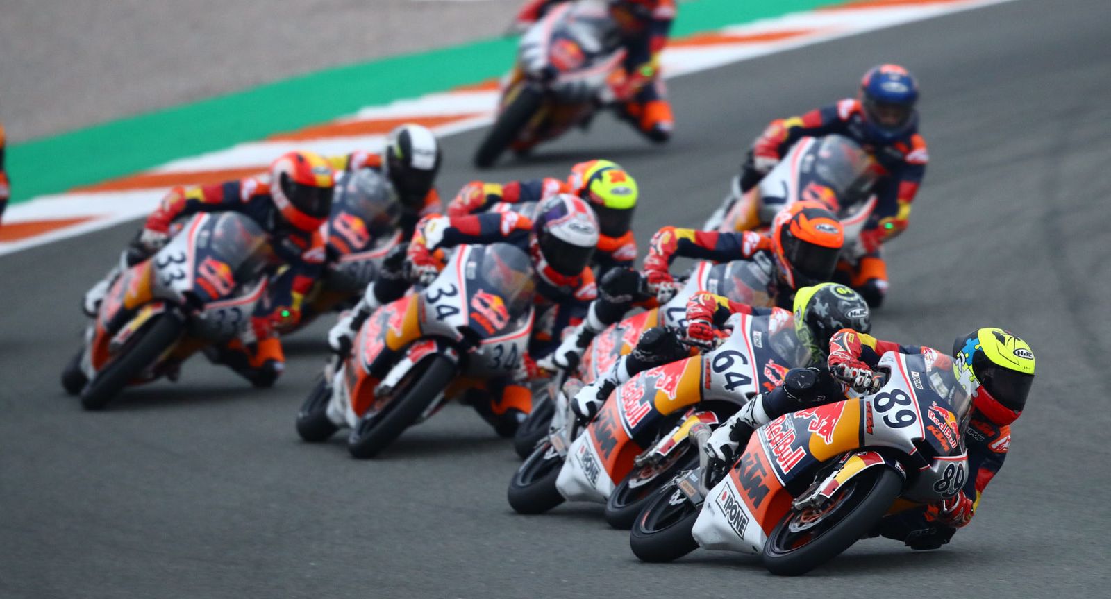 2ème partie – L’usine des champions : toutes les routes de la ‘Road to MotoGP’
