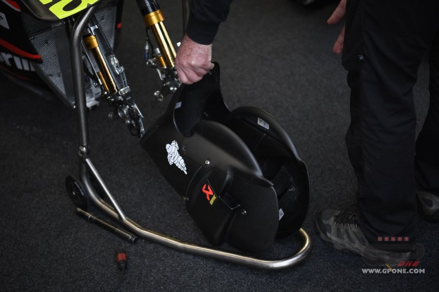 MotoGP: Aprilia tiene in caldo la gomma: un nuovo parafango per il GP di Misano