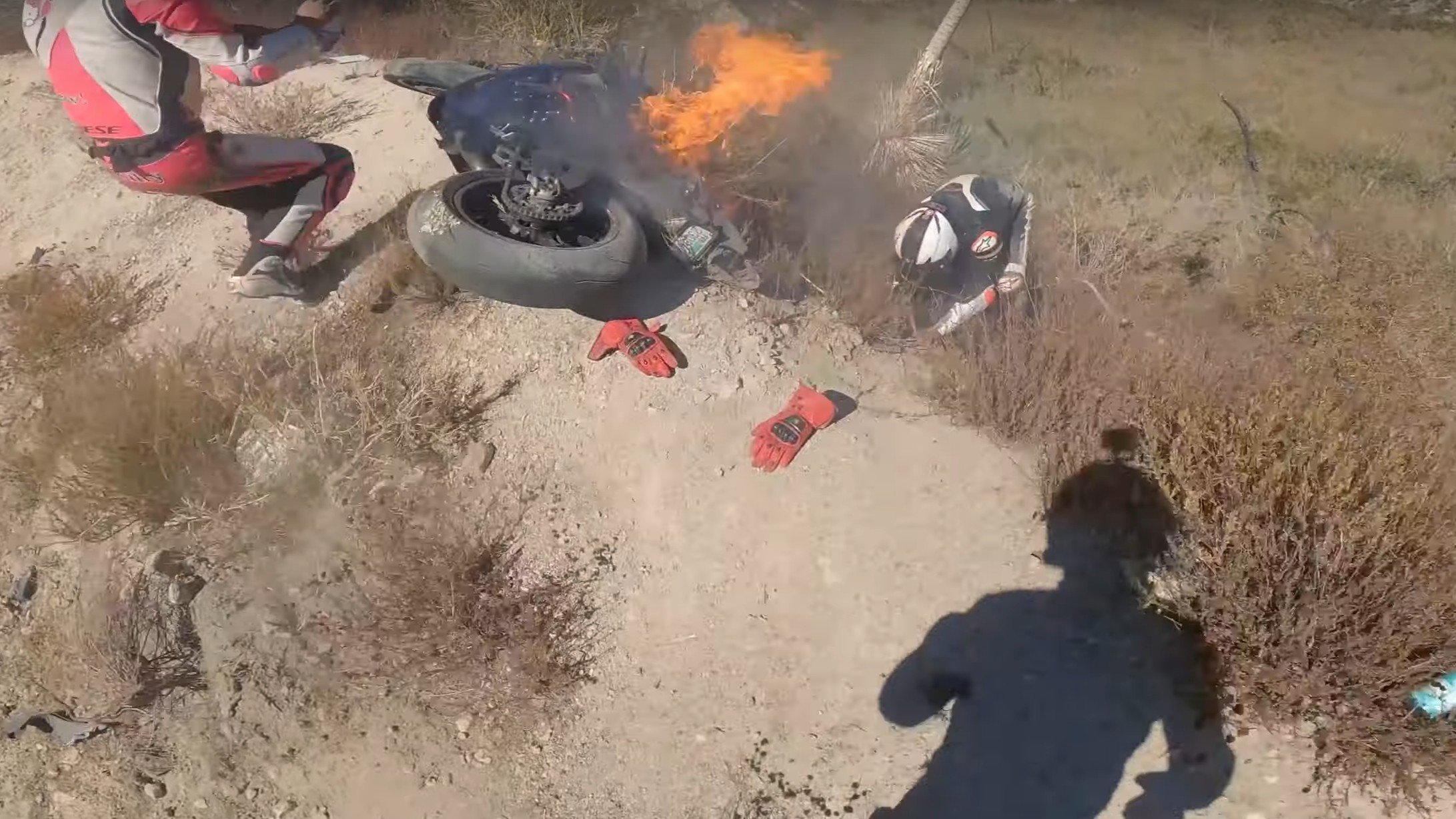 Max Wrist et la Yamaha R1 en flammes : voici la vidéo de l’accident