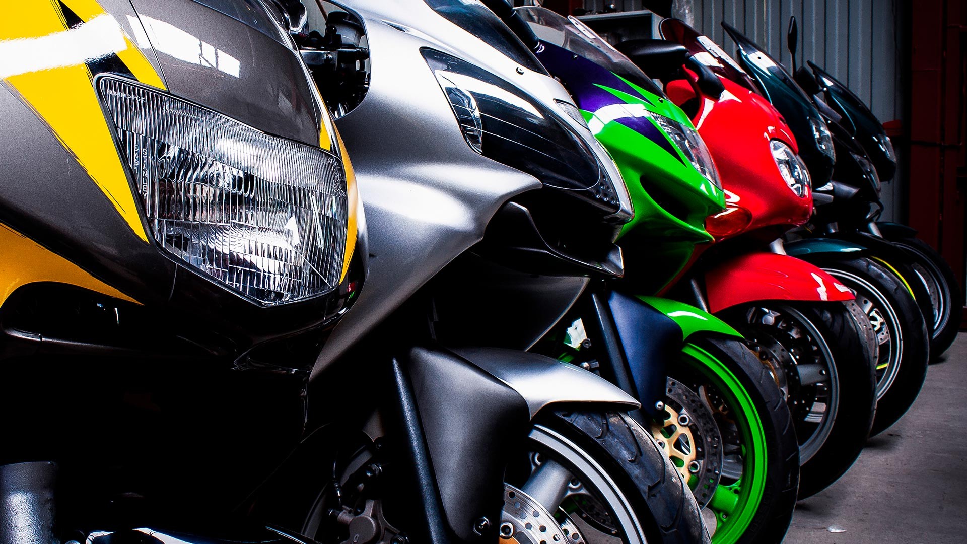 Assurance moto : l’obligation se déclenche même si elle est arrêtée au garage