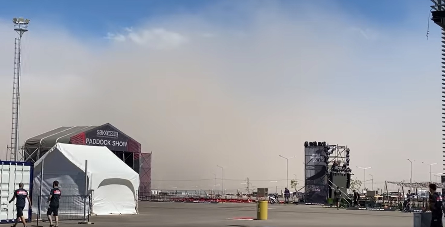 SBK, San Juan : une tempête de sable fait peur au Superbike