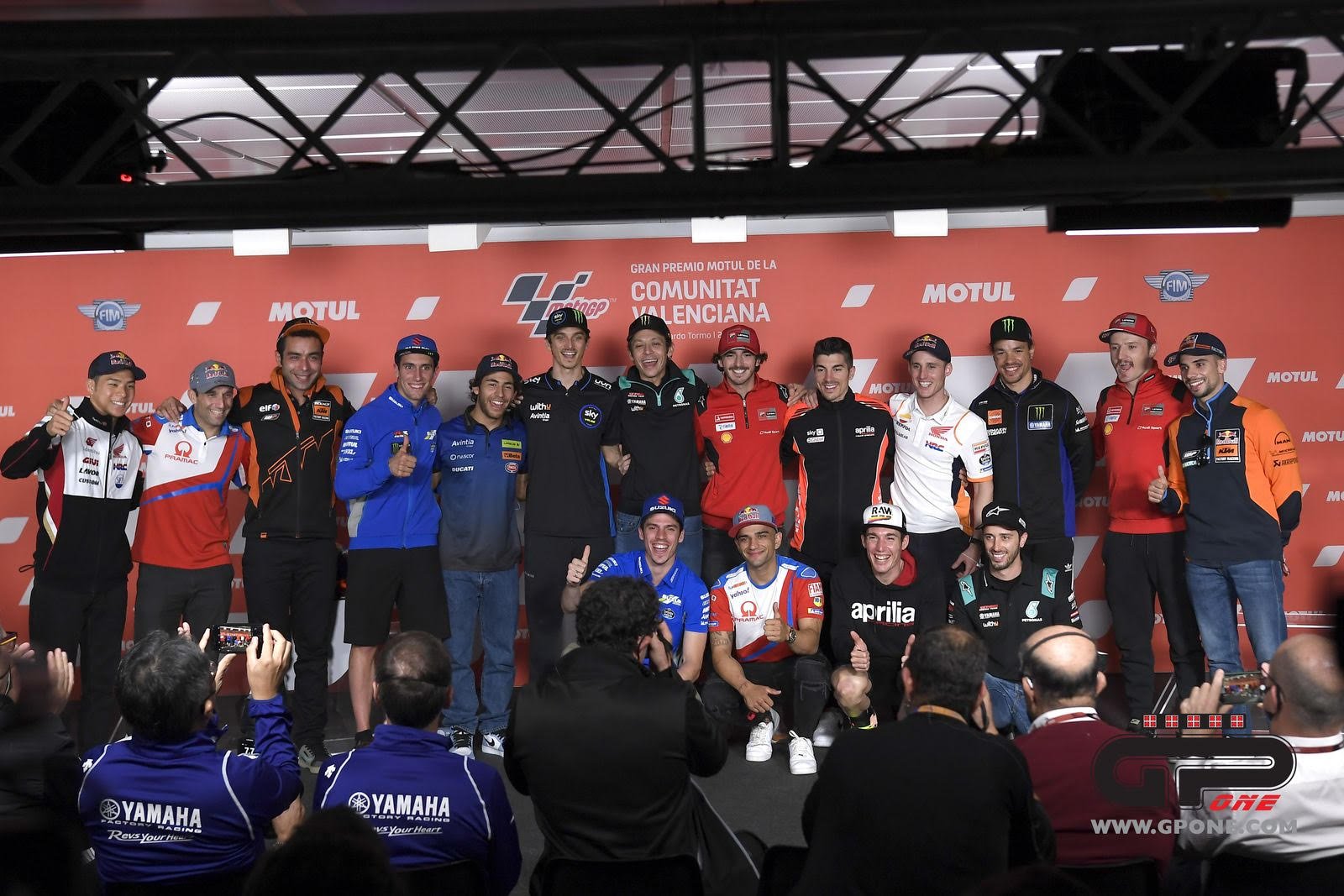 MotoGP, Les pilotes rendent hommage à Rossi.  Quartararo et Bagnaia : “c’est une idole”