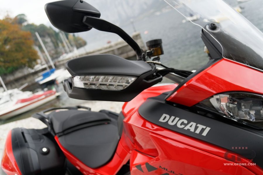 Moto - Test: Prova video Ducati Multistrada V2 S: il compromesso perfetto