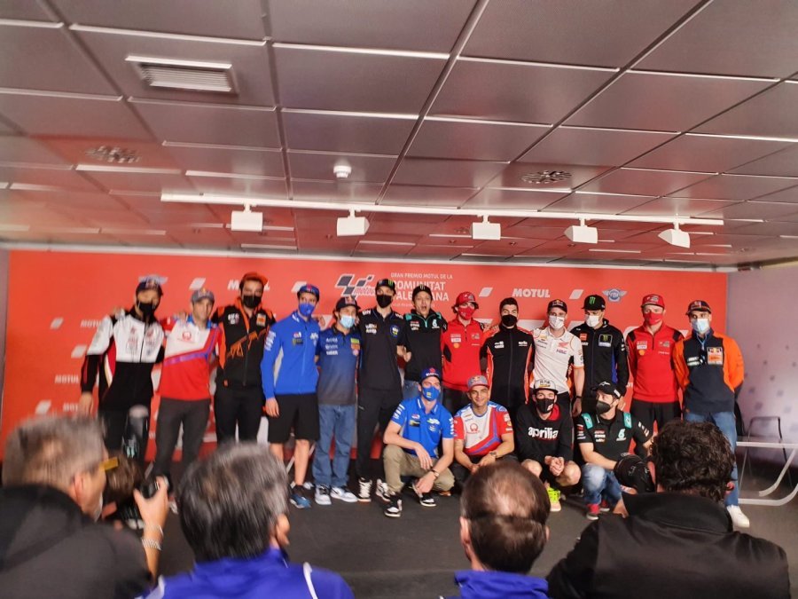 MotoGP: Rossi: "Ora spero che Honda cambi idea e mi regali la 500 del primo titolo"