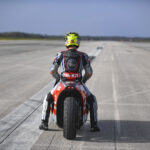 Max Biaggi "va dans l'espace" : la vidéo du record avec le Voxan Wattman