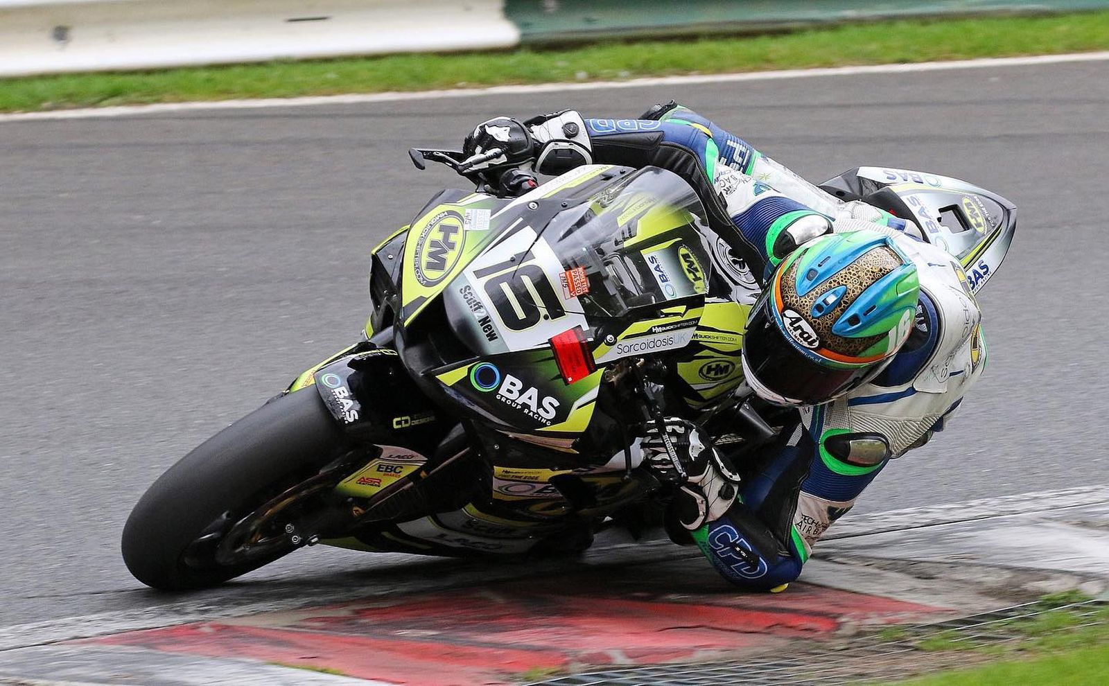 SBK, Luke Hopkins continue en BSB avec le familier Black Onyx Security Honda