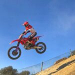 MotoGP, VIDEO - Marquez s'améliore et s'entraîne sur la moto de motocross : il s'exprimera dans Zoom