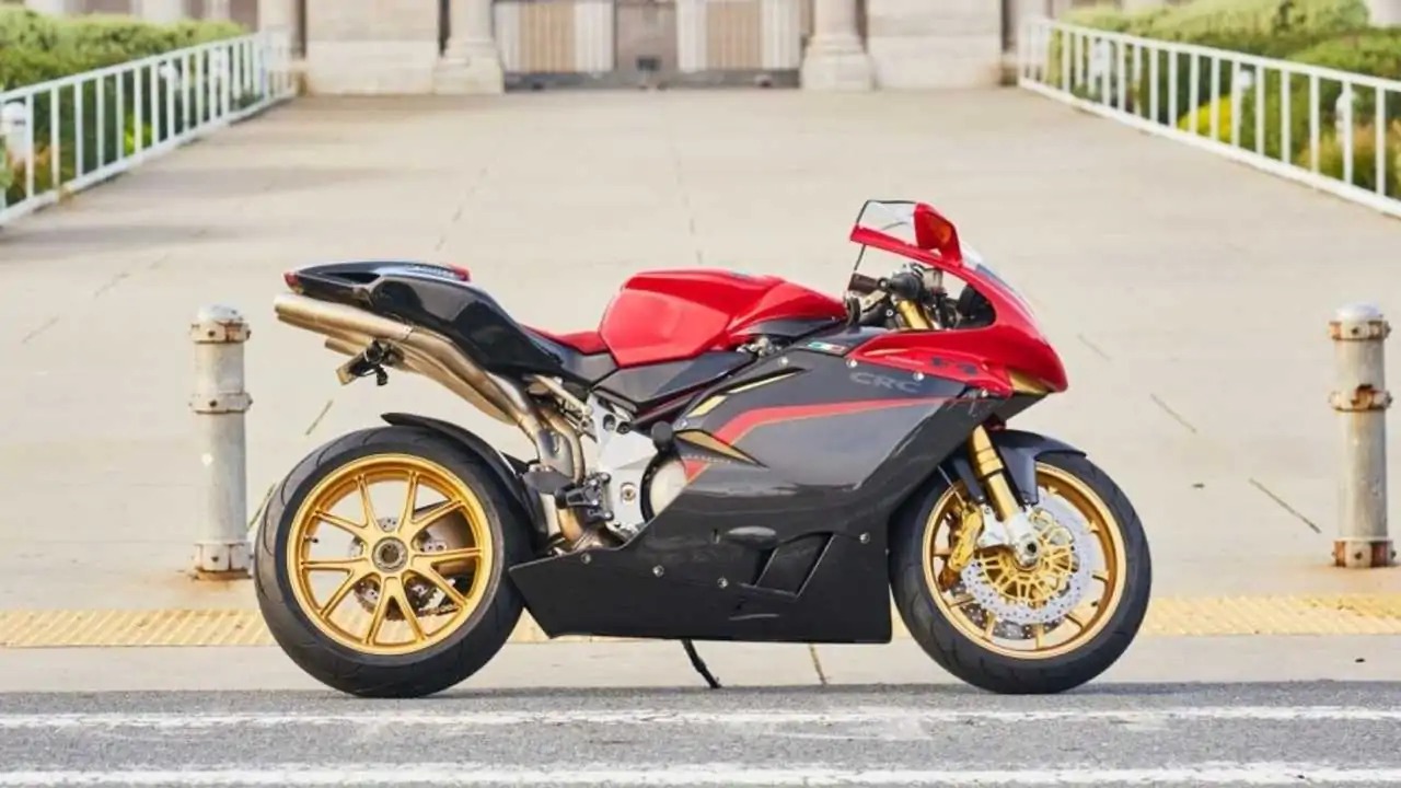 MV Agusta F4 Tamburini : l’une des 300 unités est mise aux enchères