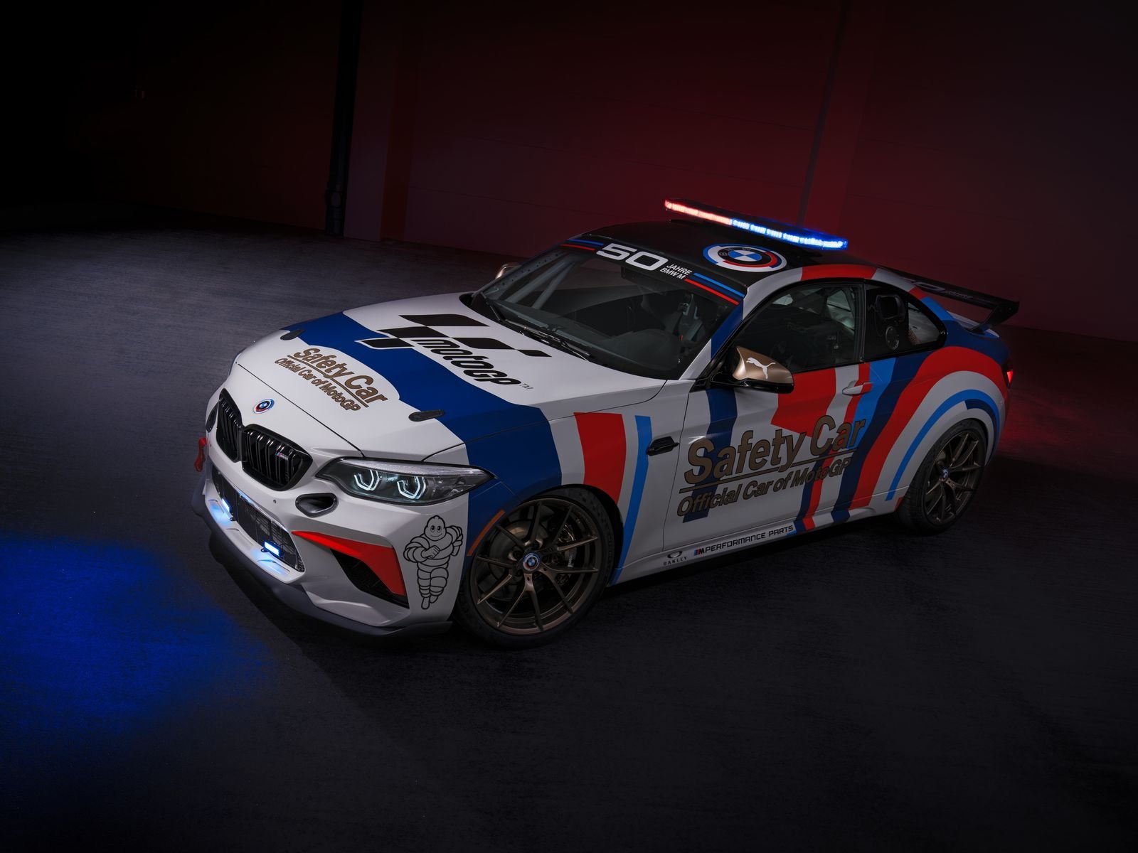 De la voiture de course à la voiture de sécurité : la nouvelle BMW M2 CS Racing MotoGP