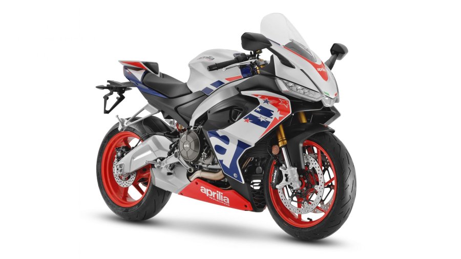 Moto - News: Quando le stradali si credono MotoGP: 5 moto per sentirsi piloti