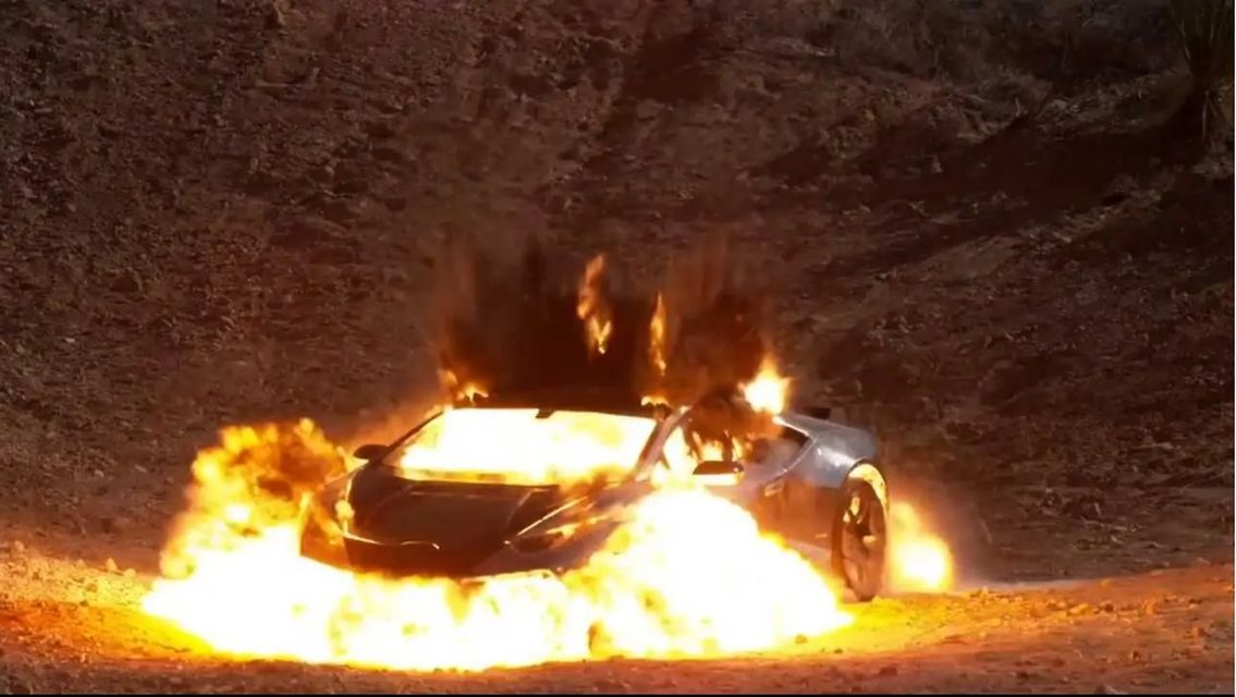 Lamborghini Huracan : explose et devient 999 NFT.  Folies du web