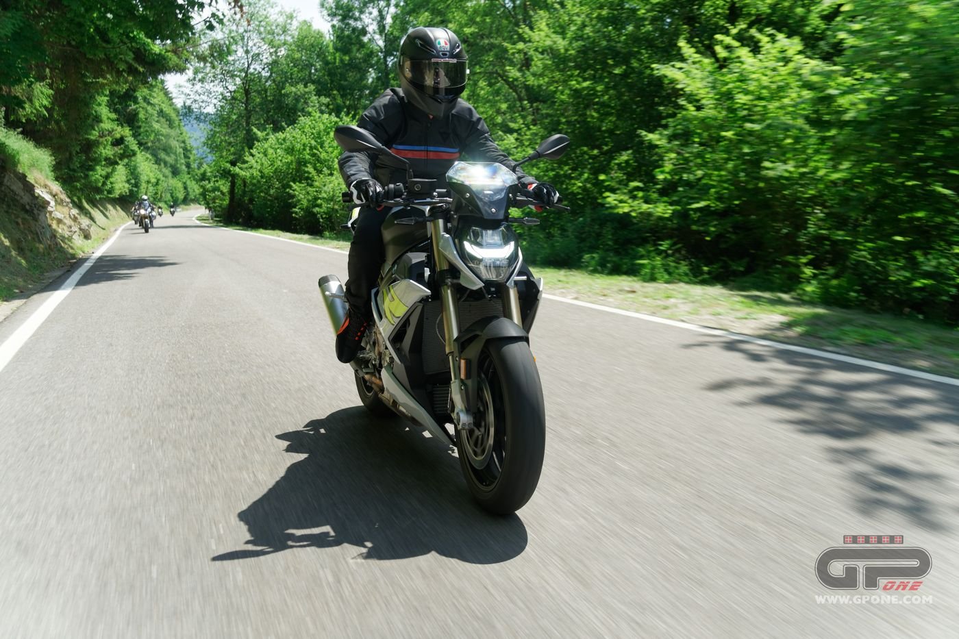 L’essence chère et la pandémie font voler les motos et les scooters