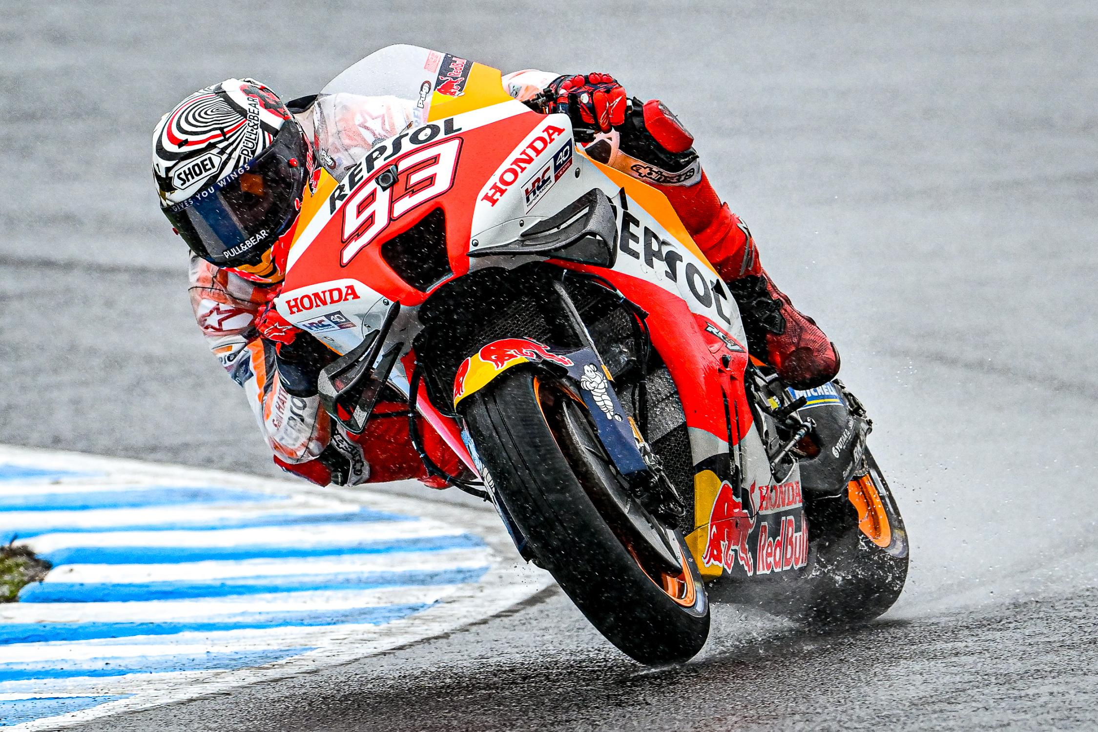 MotoGP Motegi : Marc Marquez danse sous la pluie et revient en pole position !