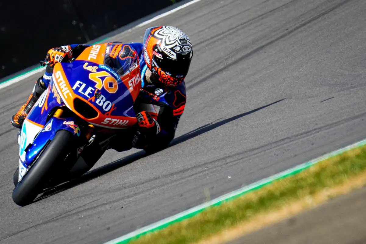 Moto2 Aragon, Prove 2 : Aron Canet commande, Celestino Vietti cadet