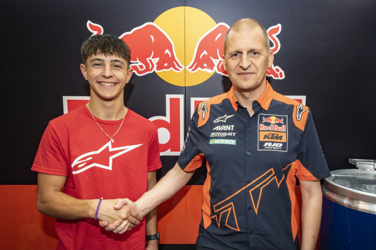 Moto3 OFFICIAL Öncü et la promesse Rueda pour KTM Ajo 2023