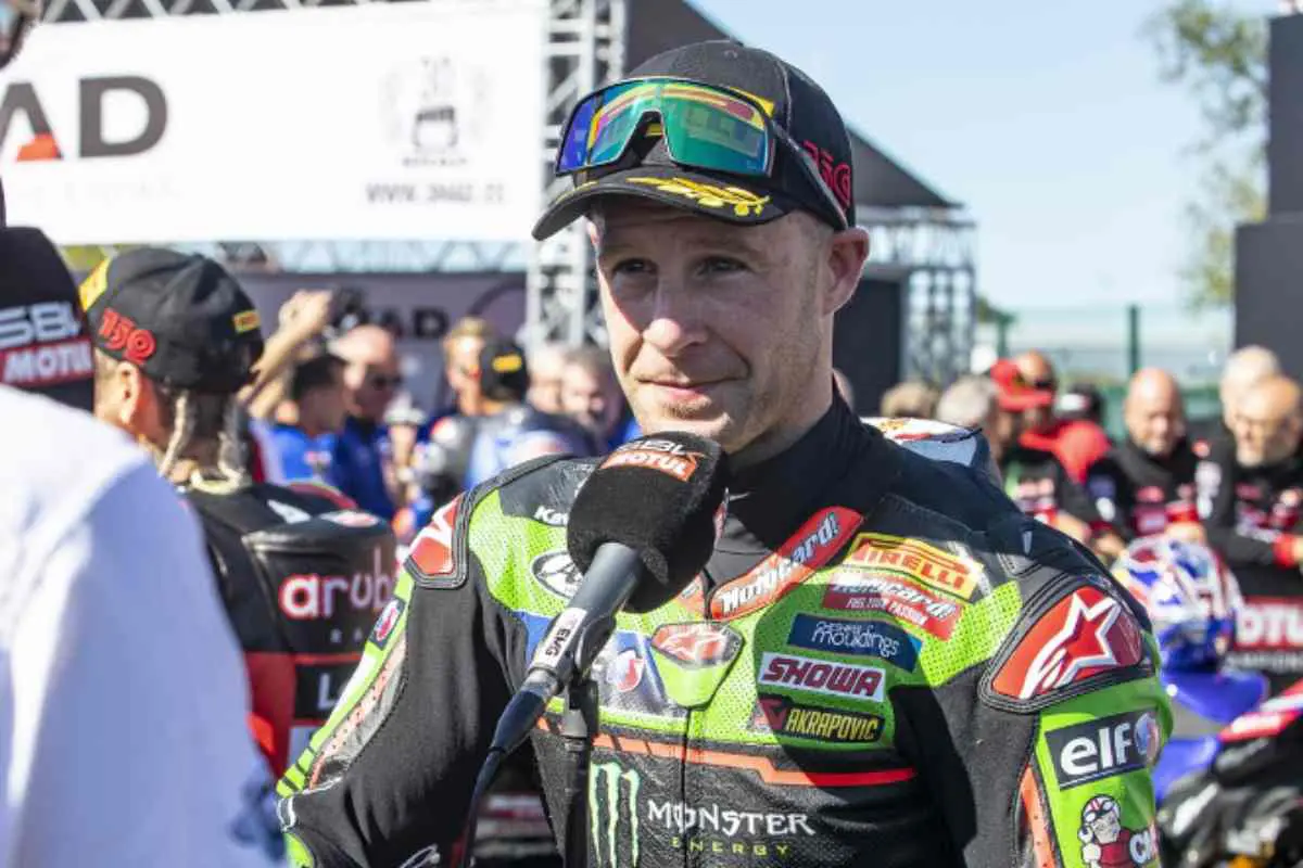 スーパーバイク、ジョナサン・レイは告発を忘れる：「状況を逆転させたい」