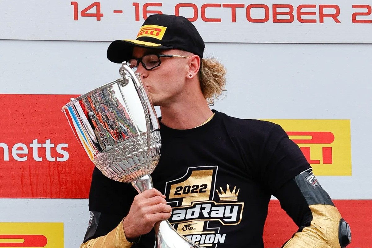Bradley Ray Campione : promesse de talent tenue