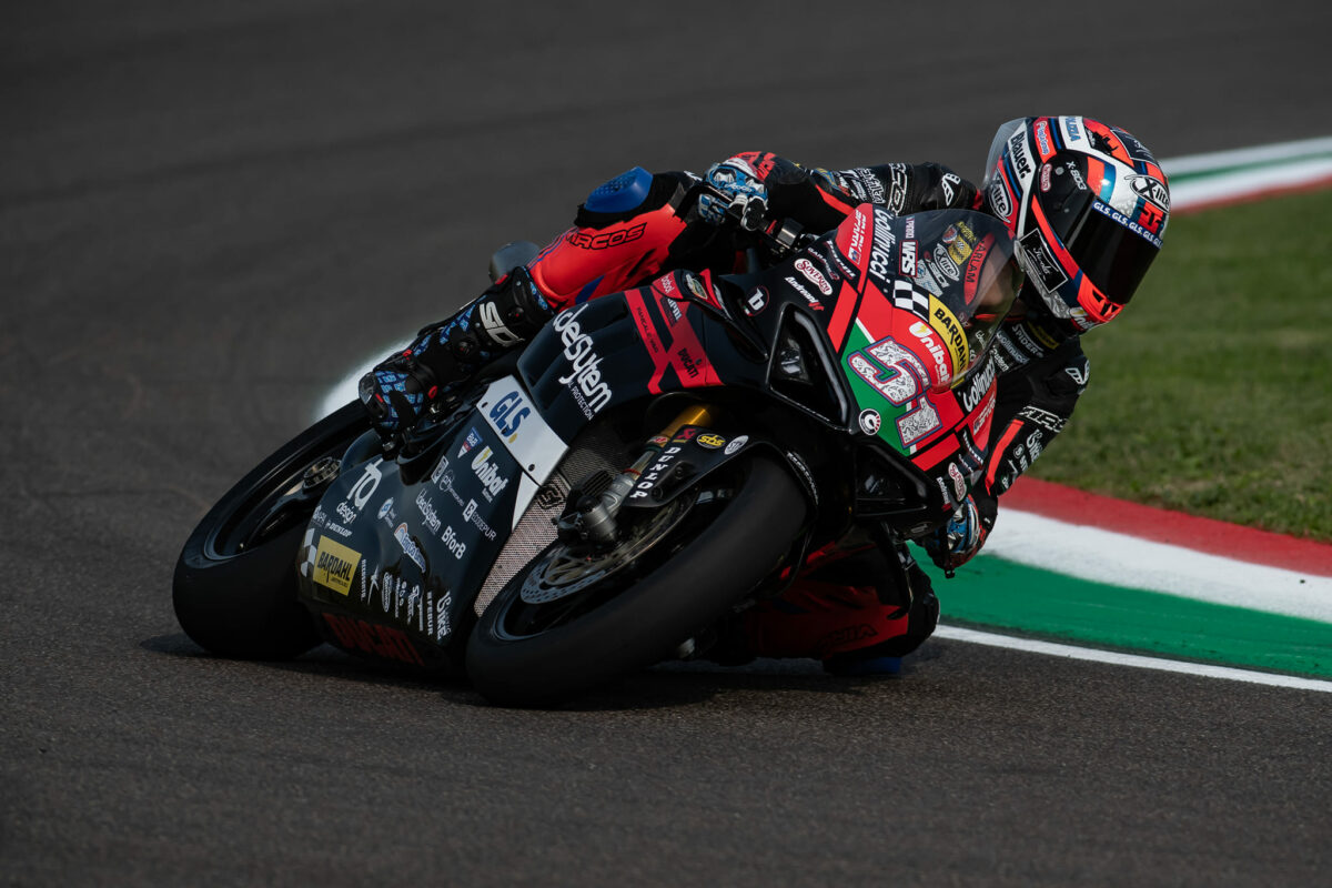 Michele Pirro Championne d’Italie de Superbike.  Alex Delbianco se débat mais ce n’est pas assez