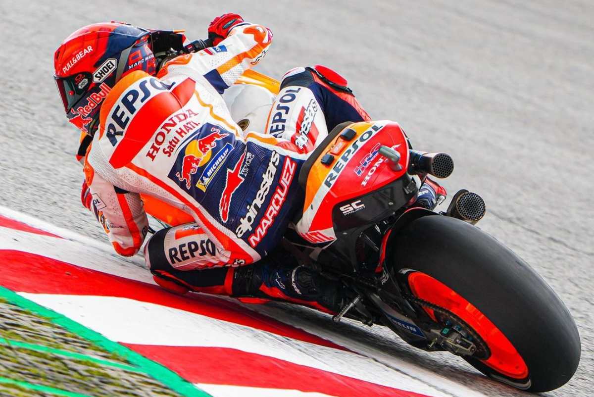 MotoGP, double test Honda.  Bradl : “Il se passe quelque chose”
