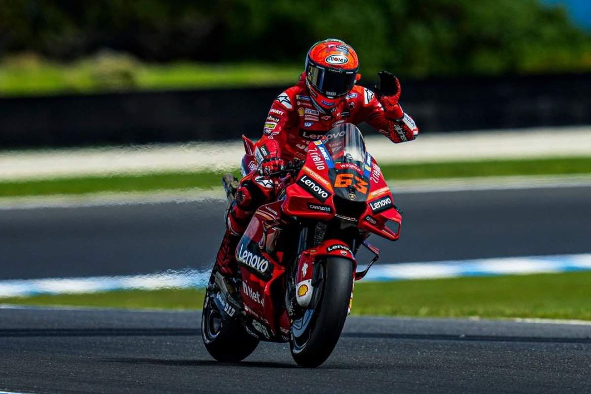 MotoGP, Bagnaia défie Quartararo : “Je dois prendre des risques, tout comme lui”