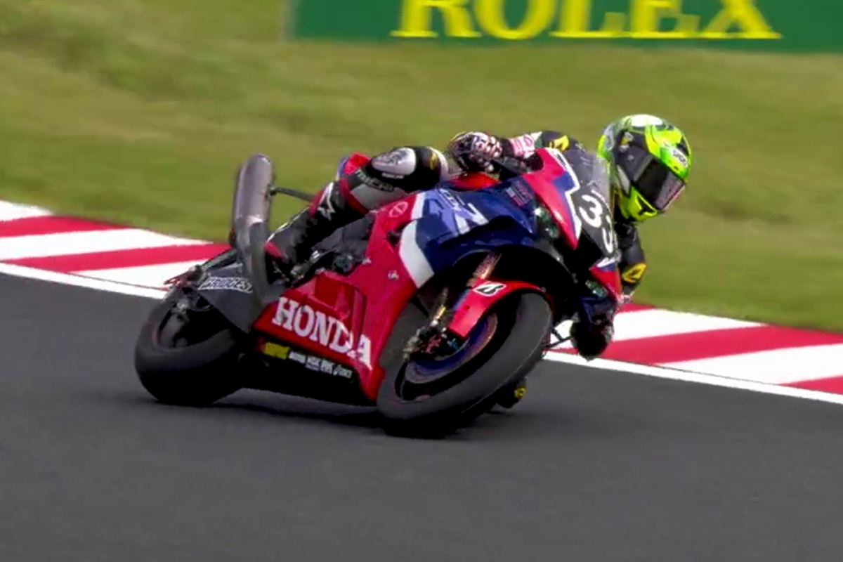 Défilé F1 pour la Honda CBR victorieuse aux 8 Heures de Suzuka 2022