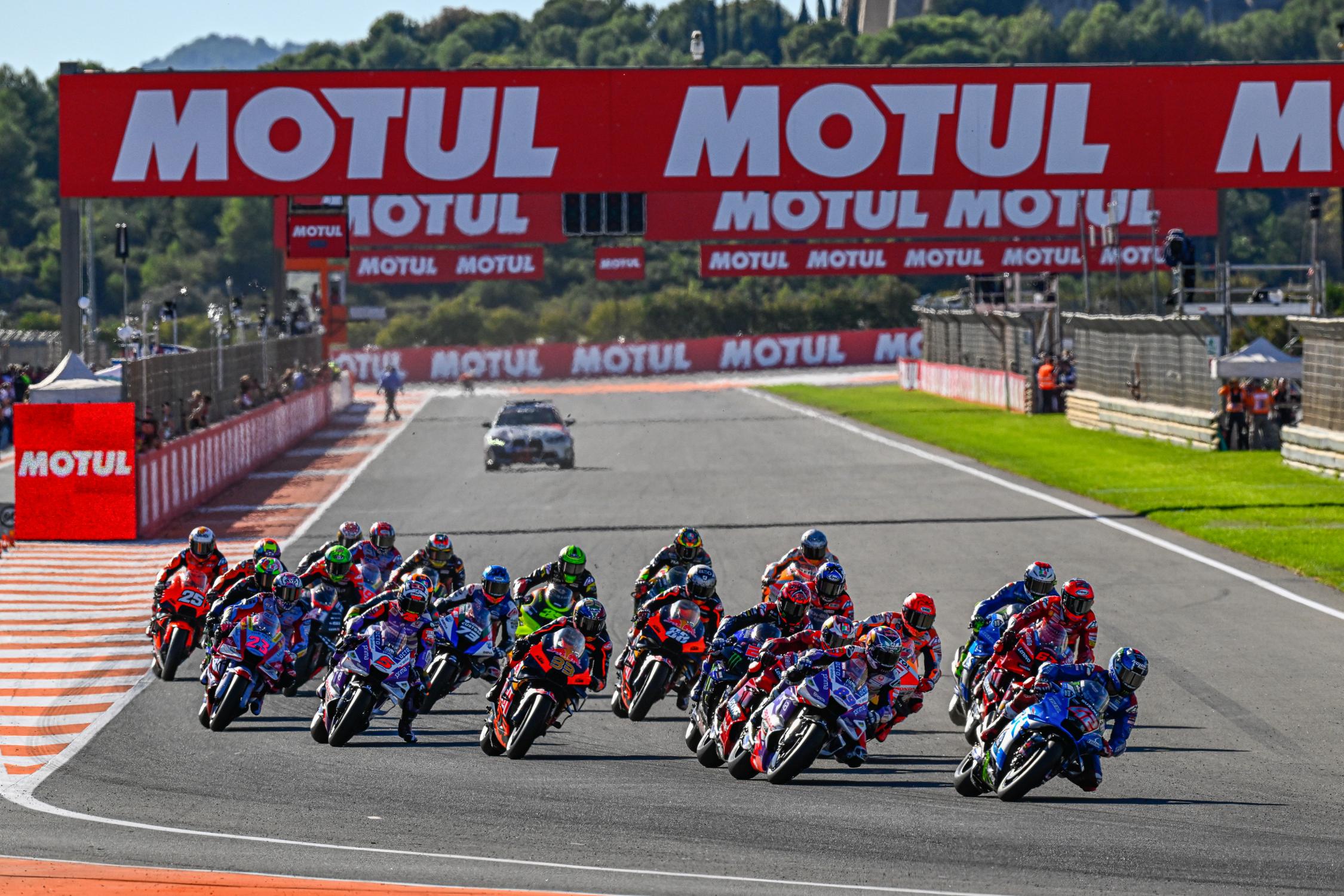 Wird das doppelte MotoGP-Rennen ein Vorteil sein?  Das Paddock ist ratlos