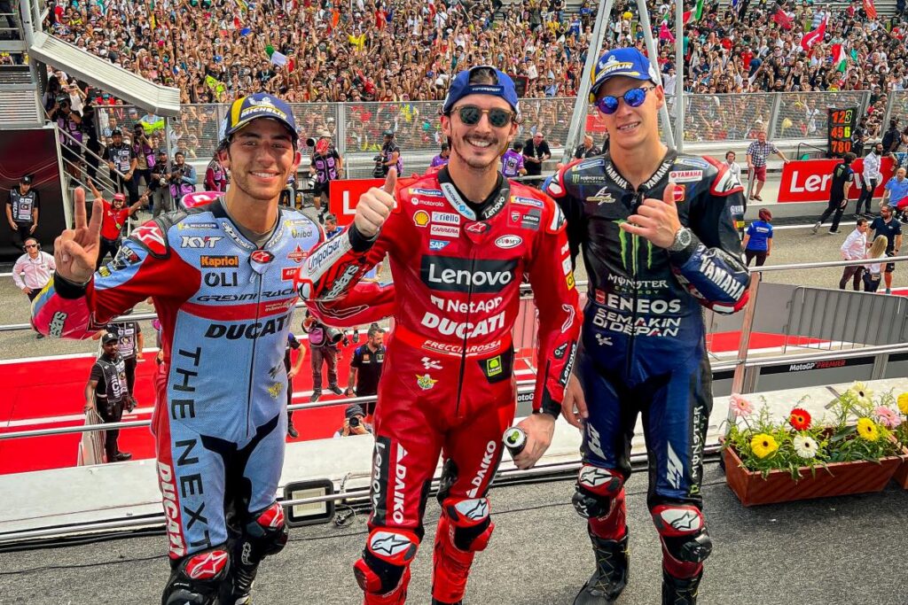 西班牙人的矛盾:2022 MotoGP 领奖台上有很多人才但没有人 bagnaia-quartararo-bastianini-motog