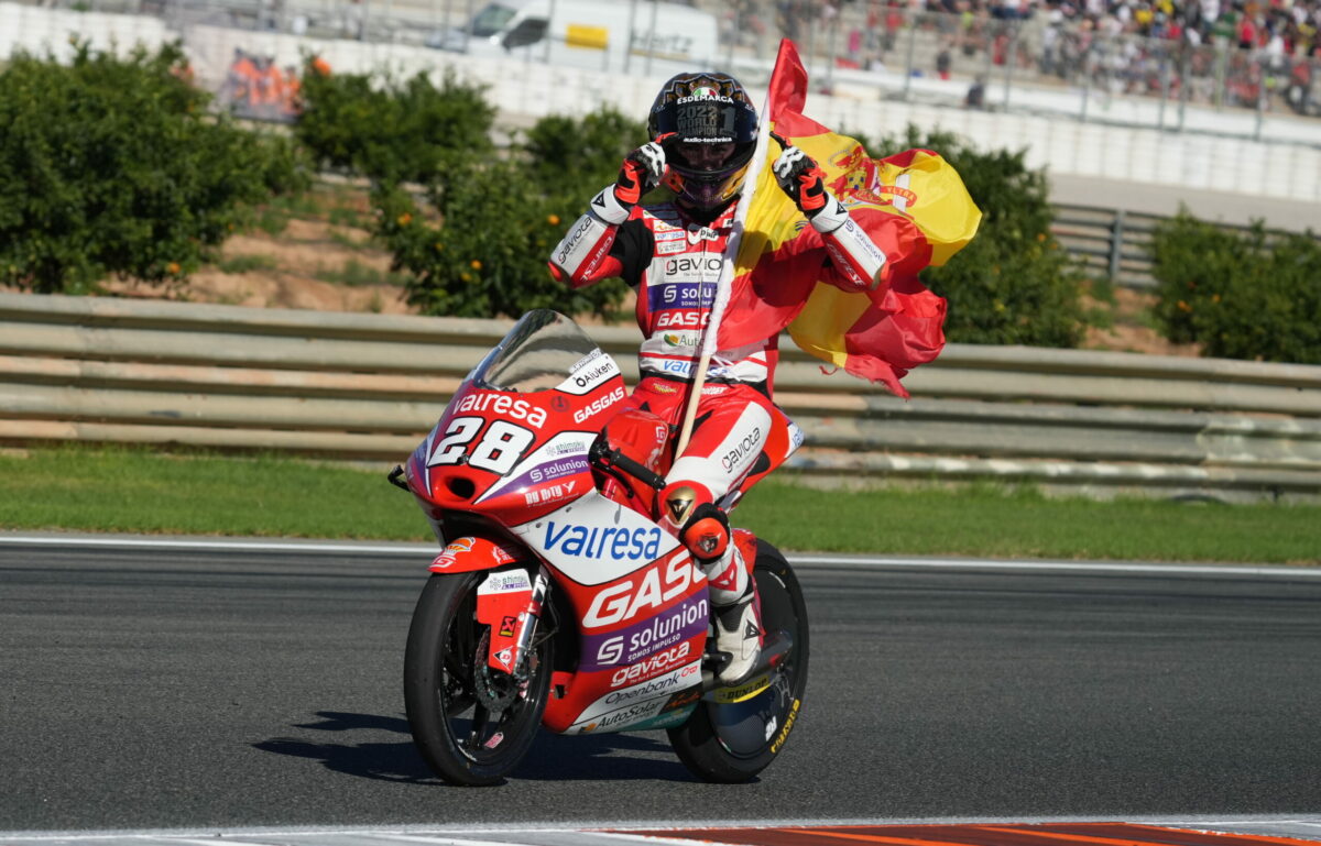 Finale d’Izan Guevara en tant que champion, adieu au Moto3 avec le poker espagnol