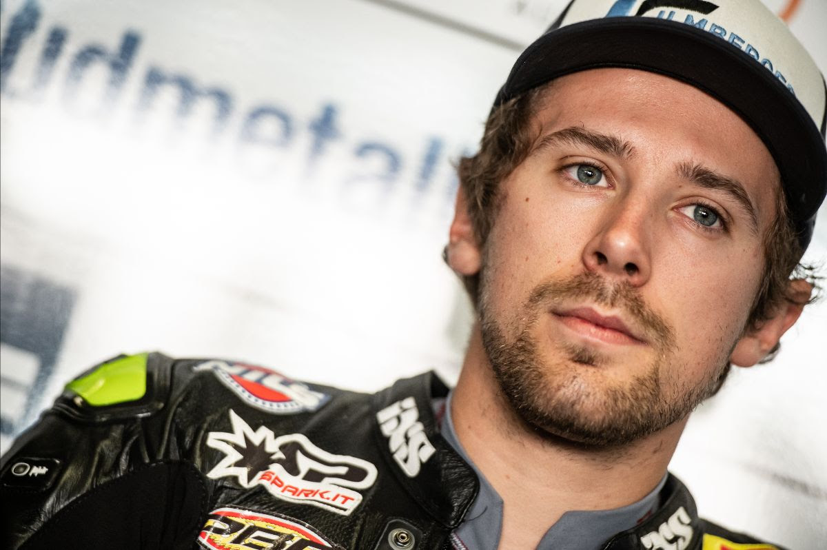 Superbike, kommer Philipp Oettl att tävla i Australien?  Hur många tvivel för Go Eleven Ducati