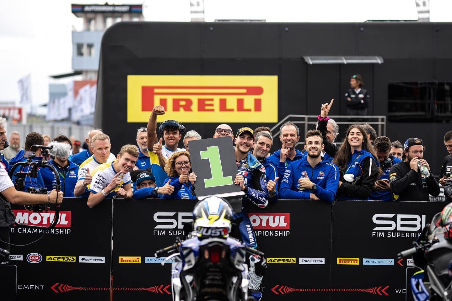 Qui va en Supersport avec Yamaha Evan Bros ?  “Nous sommes toujours en haute mer”