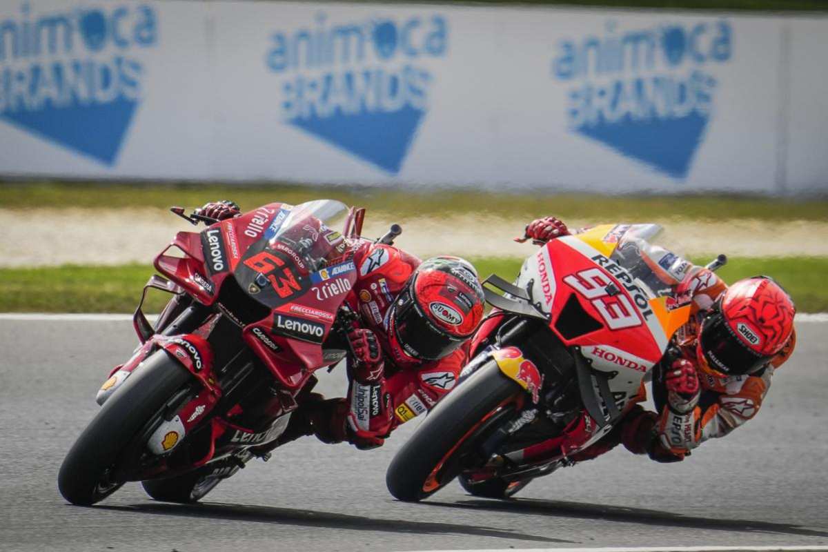 MotoGP, Bagnaia répond à Marquez : “Il a commencé par ses petits jeux”