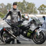 Superbike, Jonathan Rea glamour Kawasaki no inverno veste cinza