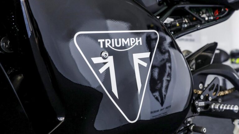 triumph, mx