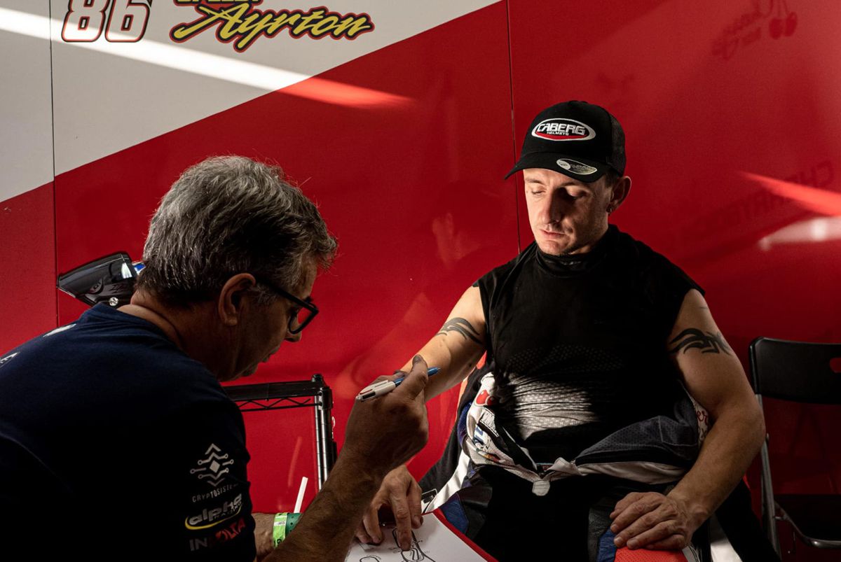 Ayrton Badovini le pilote qui a toujours regardé devant