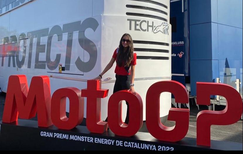Cô gái đua xe Sofia Torri “Tôi từng đến đó với bố, bây giờ bãi tập là nhà của tôi” Sofia Torri, MotoGP