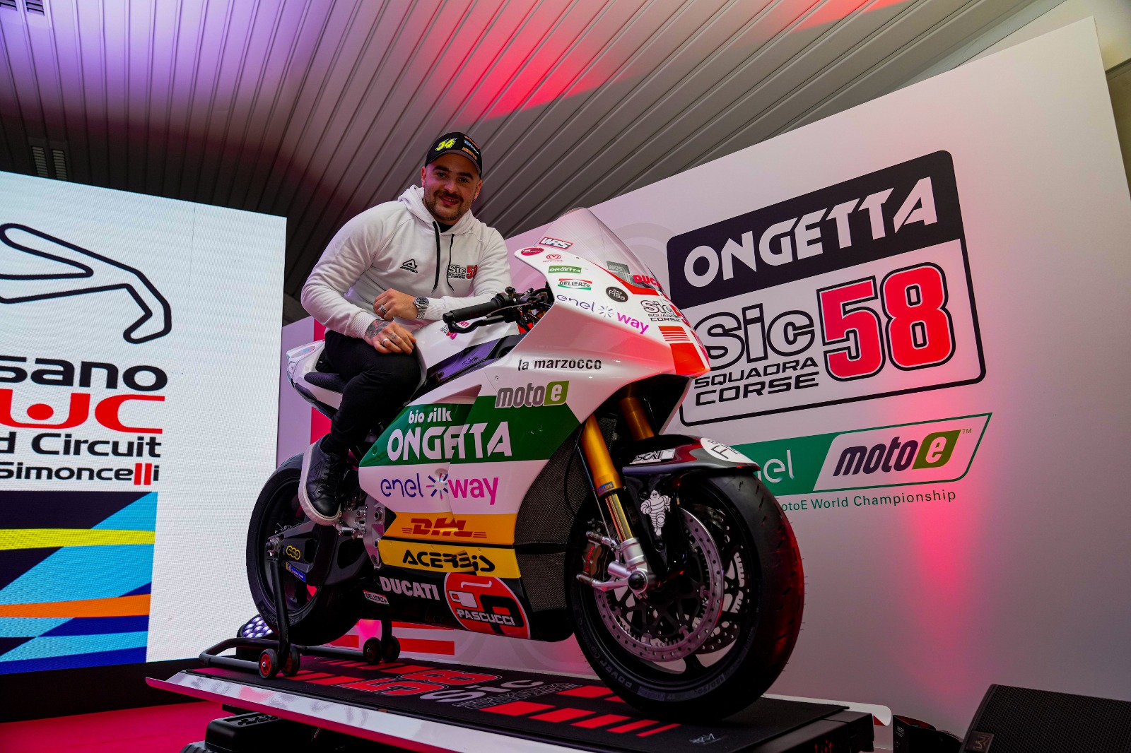Kevin Manfredi “La Ducati V21L est une vraie moto de course, je vais m’amuser”