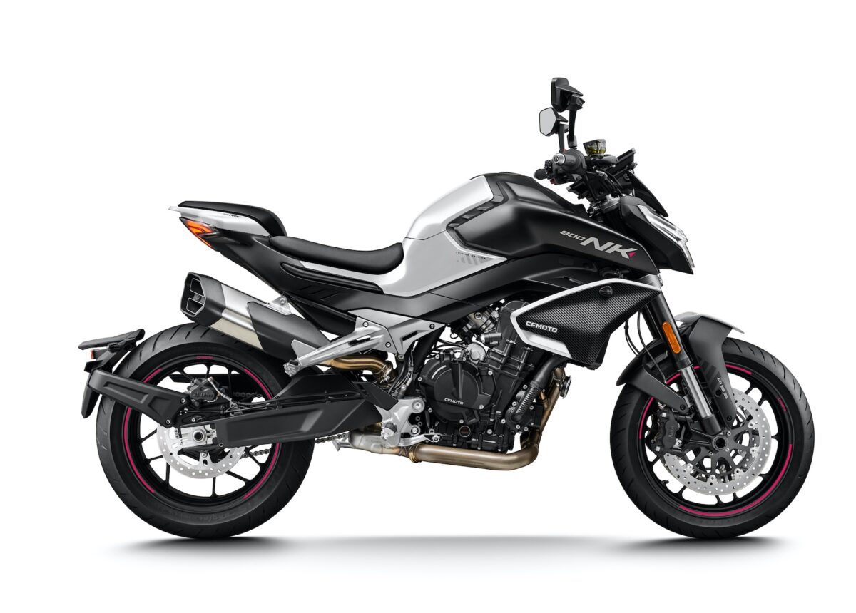 CFMoto : le 800NK arrive, voici le chinois nu en deux versions