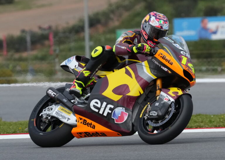 Moto2 アルゼンチン、プラクティス 2: トニー アルボリーノのフラッシュ