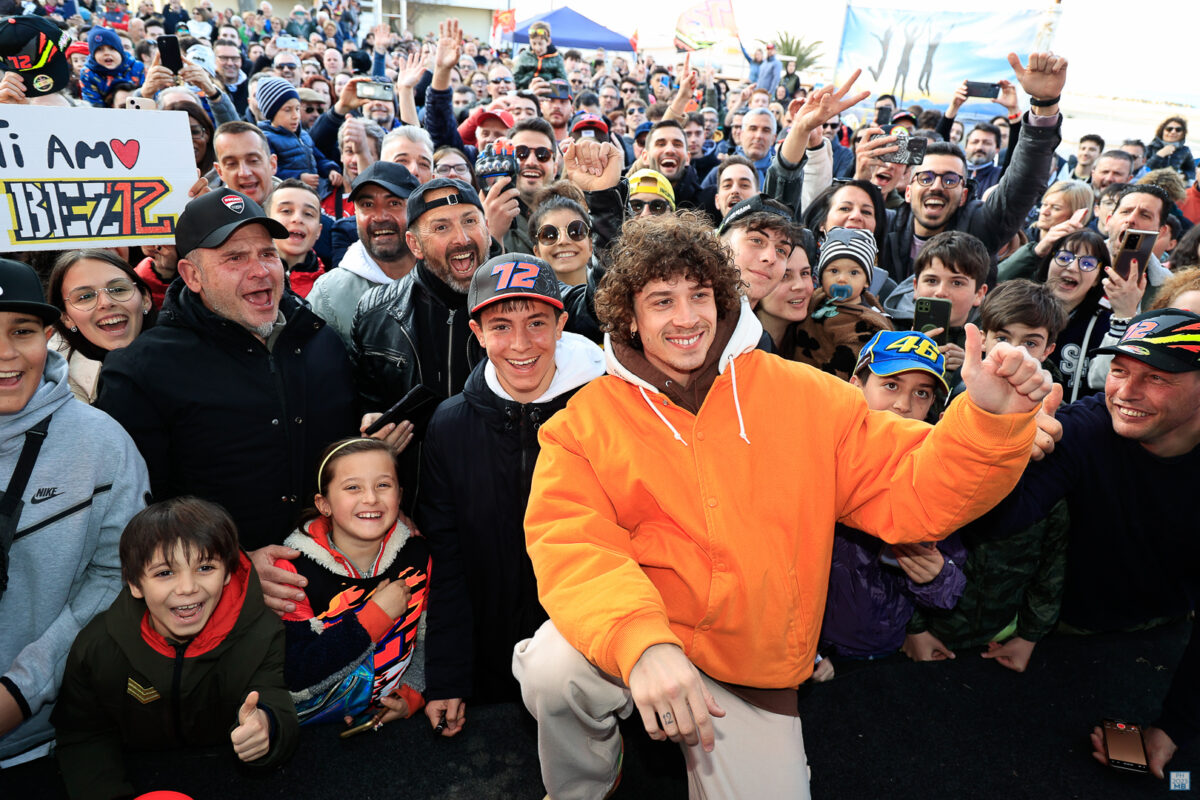 MotoGP : foule pour Marco Bezzecchi, quelle fête à Viserba